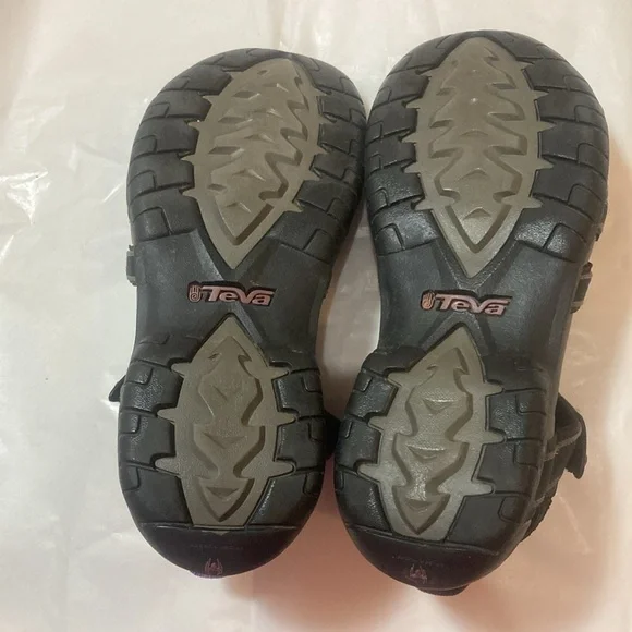 Stylish Black adjustable strap Teva Tierra Sandal 4266 - Picture 12 of 12